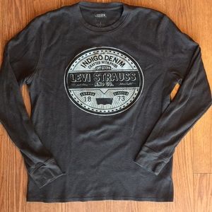 Men’s Levi’s gray thermal tee Size L